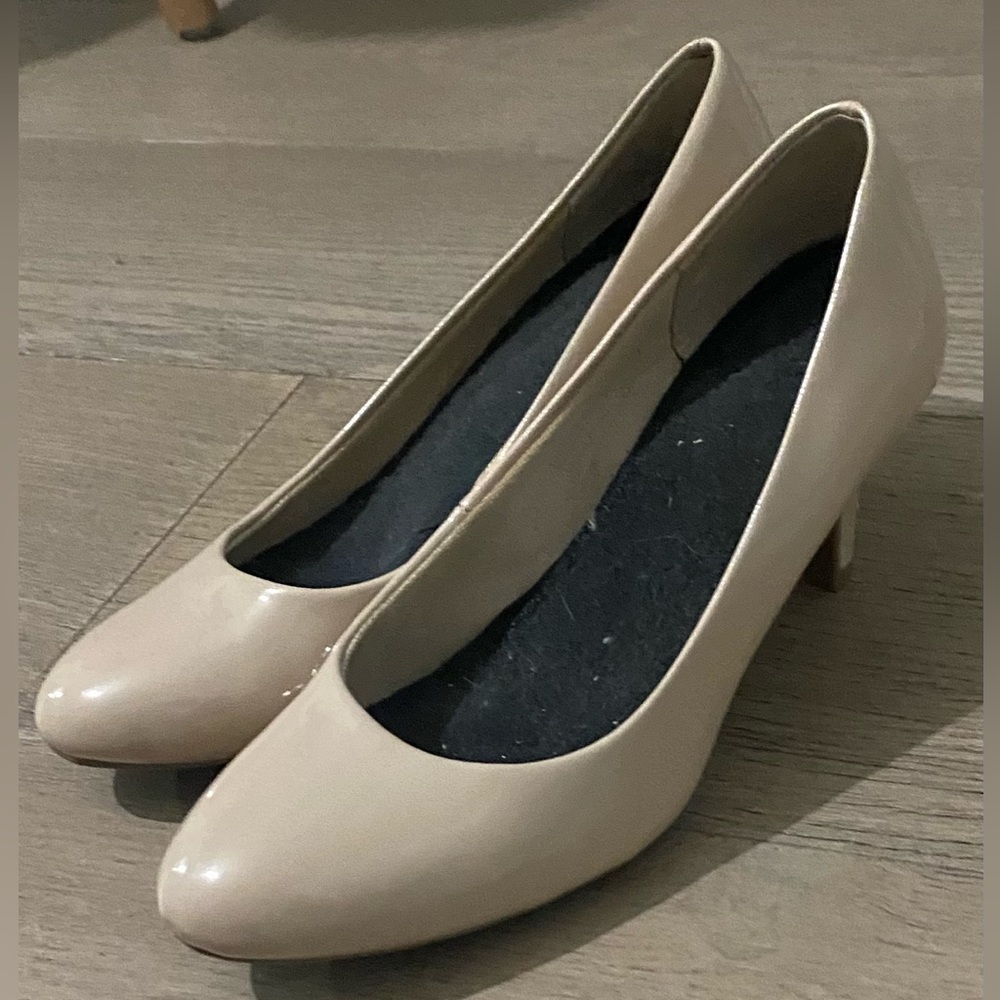 Cream Heels